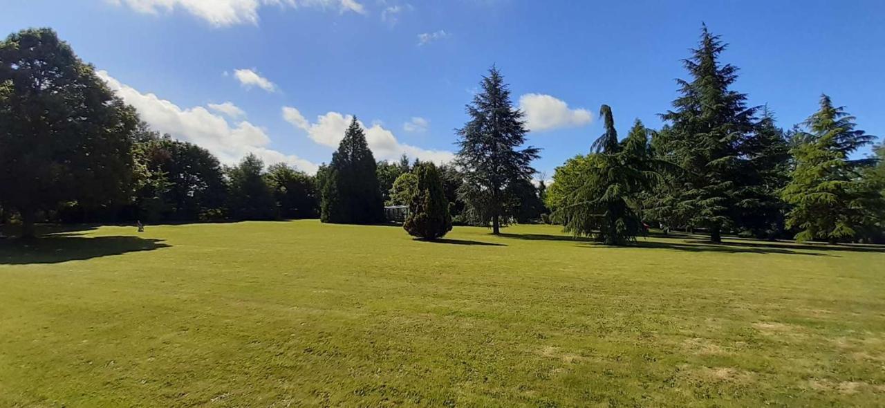 A l'Orée du Parc Saint-Priest-des-Champs Exterior foto